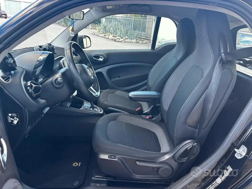 Smart Fortwo 2021 photo 5