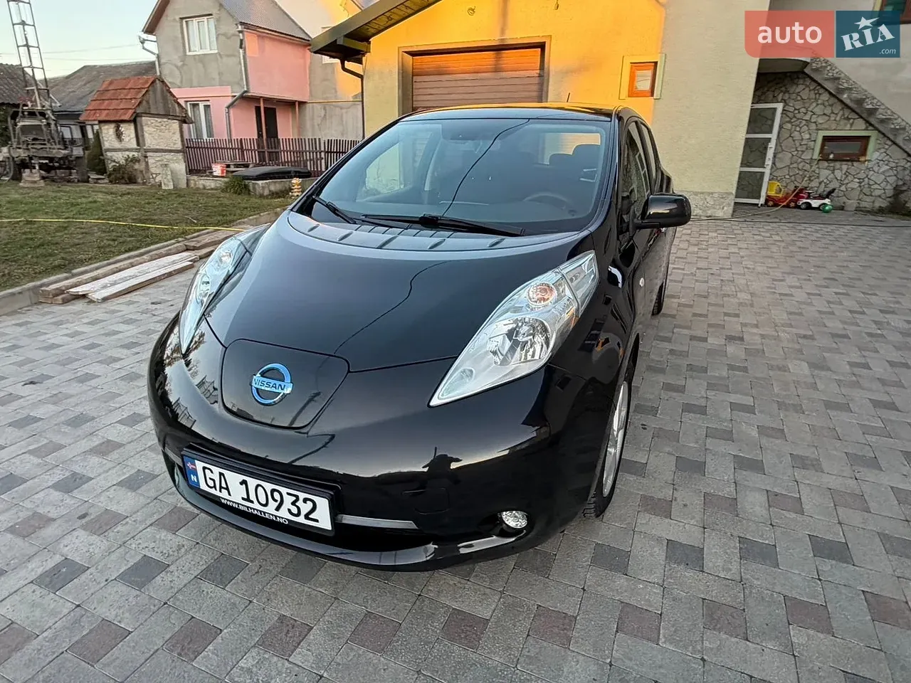 Nissan Leaf 2015 photo 2