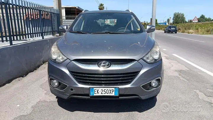 Hyundai Ix35 2012 photo 2