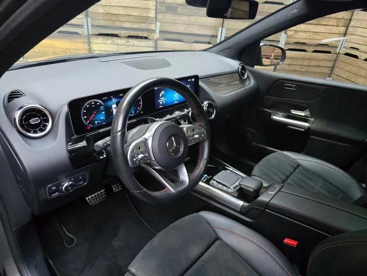Mercedes-Benz B-Class 2020 photo 3
