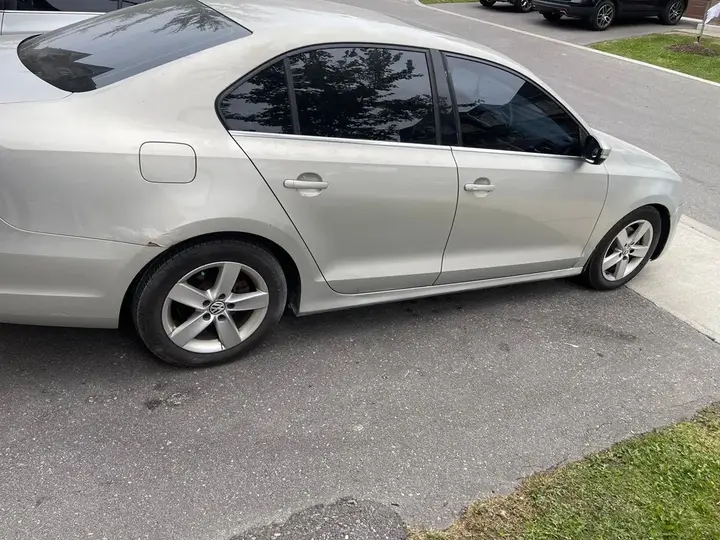Volkswagen Jetta 2011 photo 5