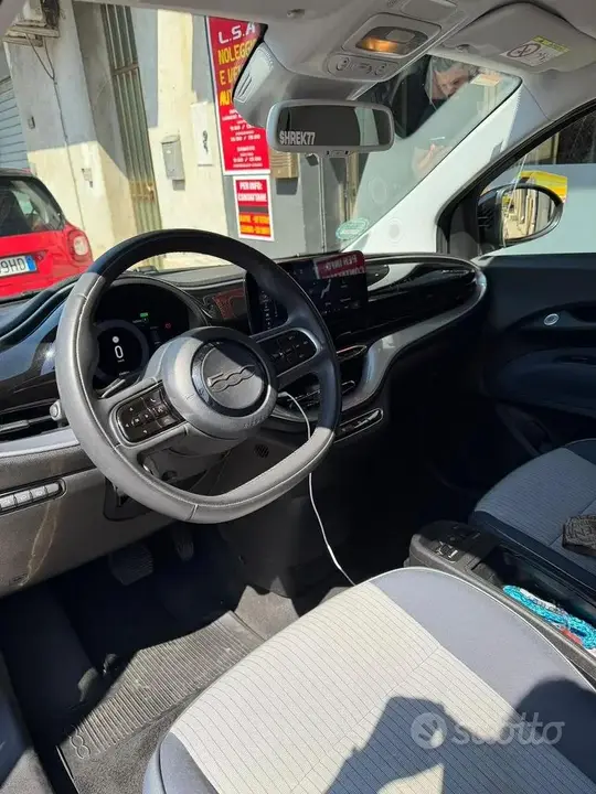 Fiat 500 2024 photo 4