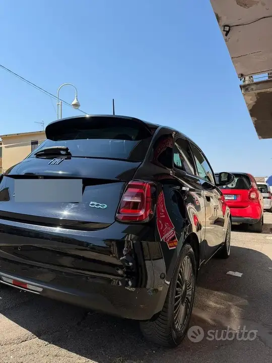 Fiat 500 2024 photo 2
