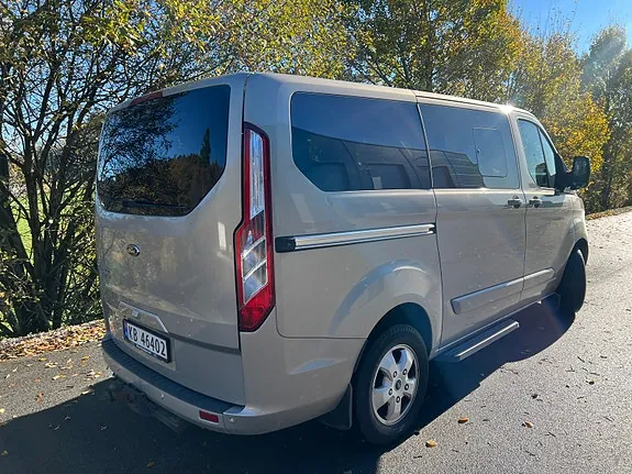 Ford Tourneo Custom 2017 photo 4