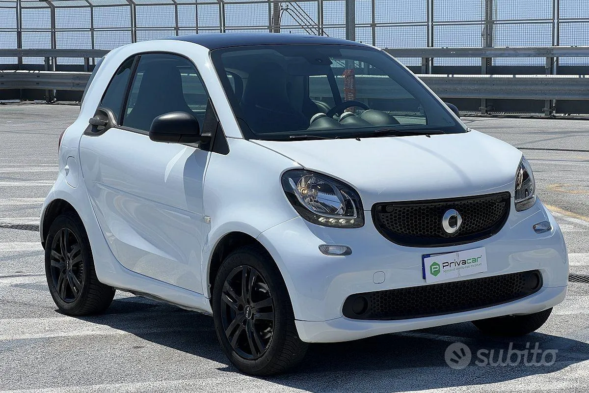 Smart Fortwo 2018 photo 3