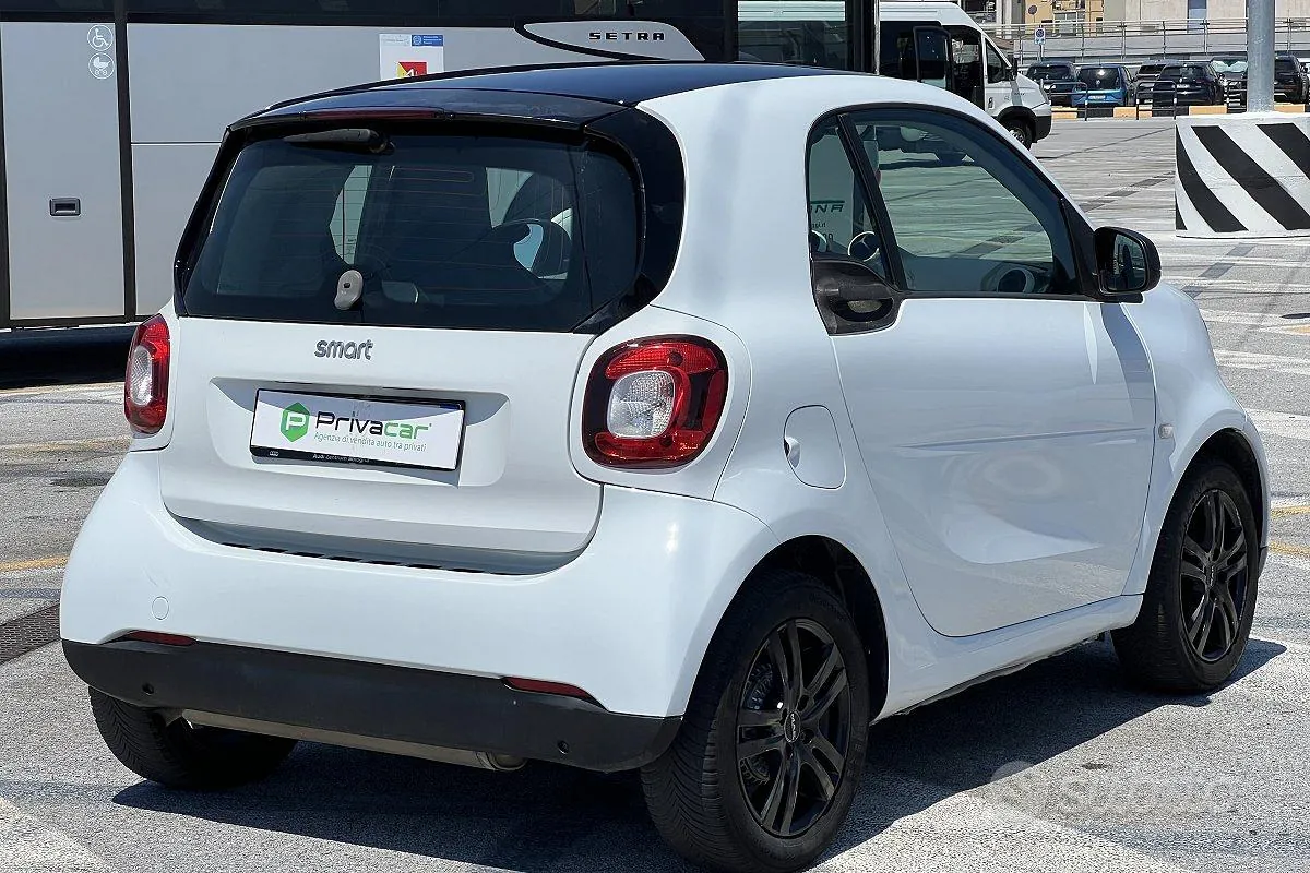 Smart Fortwo 2018 photo 5