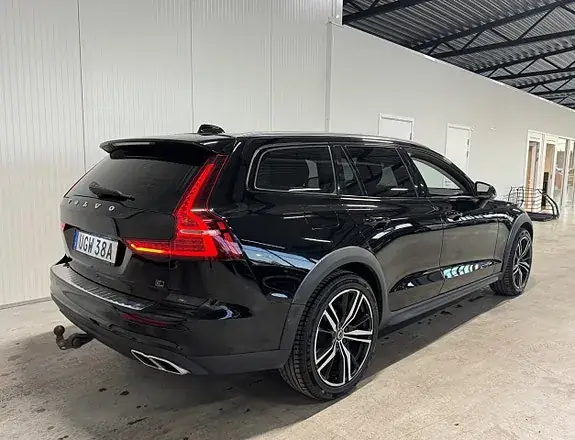 Volvo V60 Cross Country 2020 photo 3
