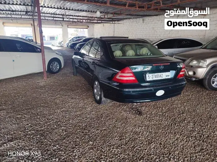 Mercedes-Benz C-Class 2006 photo 3
