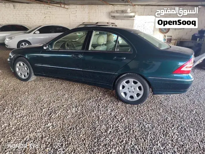 Mercedes-Benz C-Class 2006 photo 4