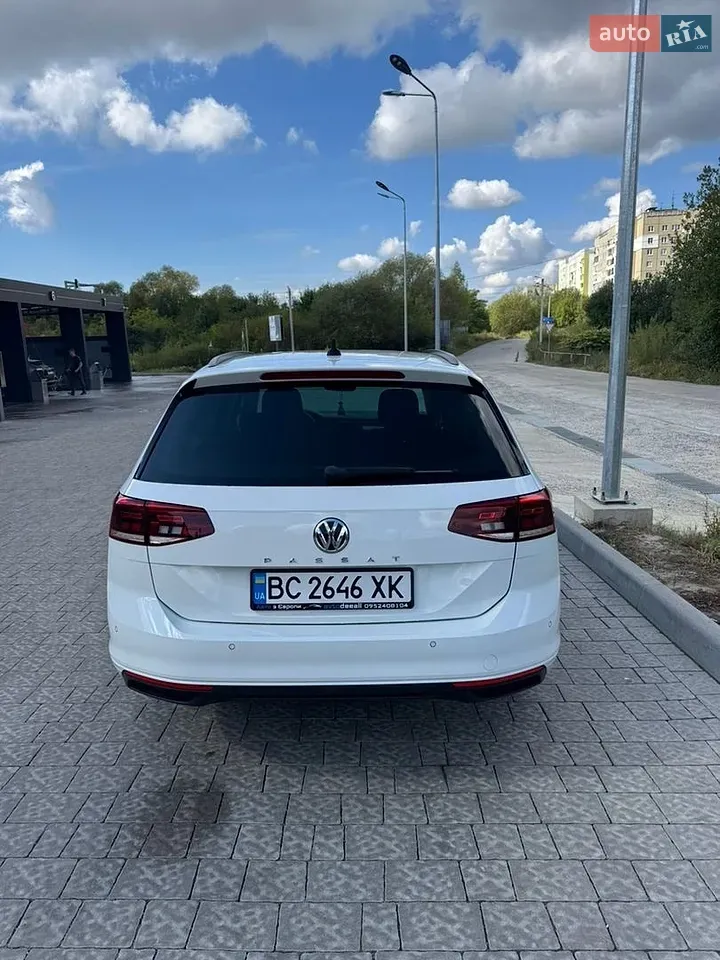 Volkswagen Passat 2020 photo 2