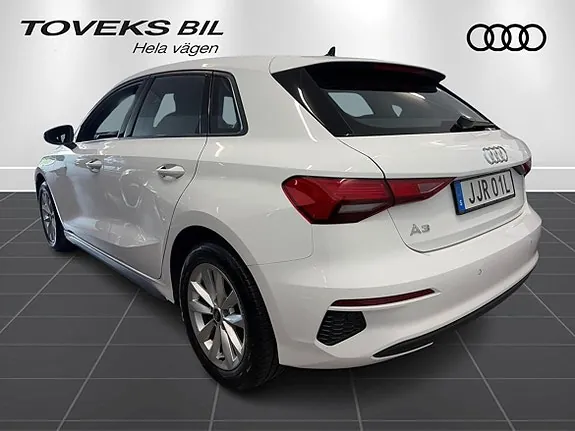 Audi A3 2023 photo 3