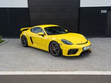 Porsche 718 Cayman Gt4