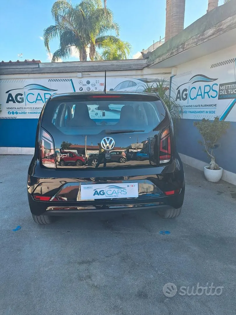 Volkswagen Up 2019 photo 5