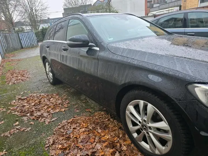 Mercedes-Benz C 220
