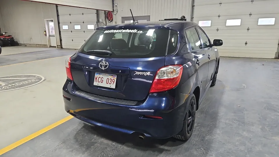 Toyota Matrix 2012 photo 5