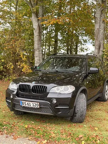 BMW X5 2011 photo 2