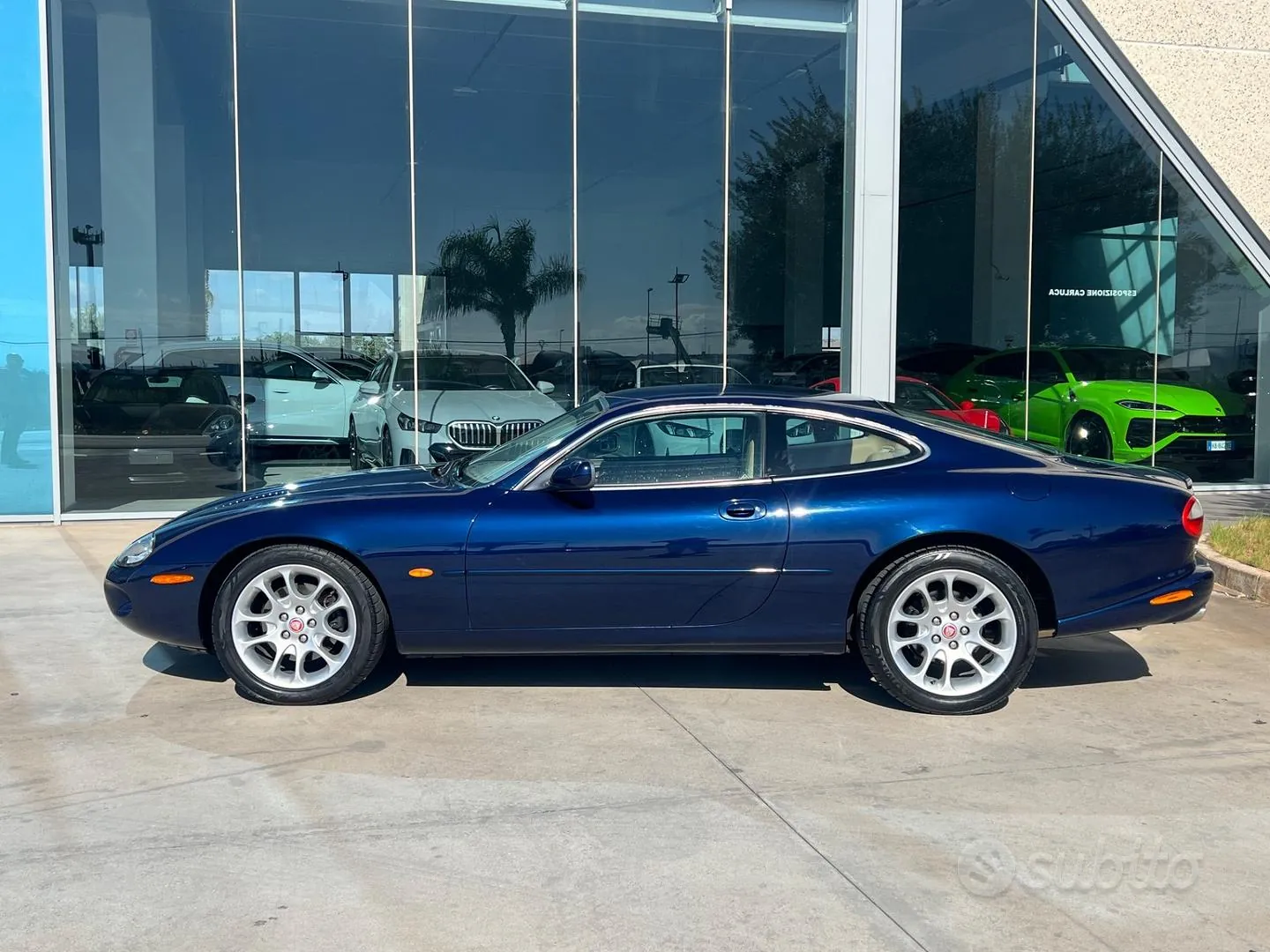 Jaguar Xkr 2000 photo 2