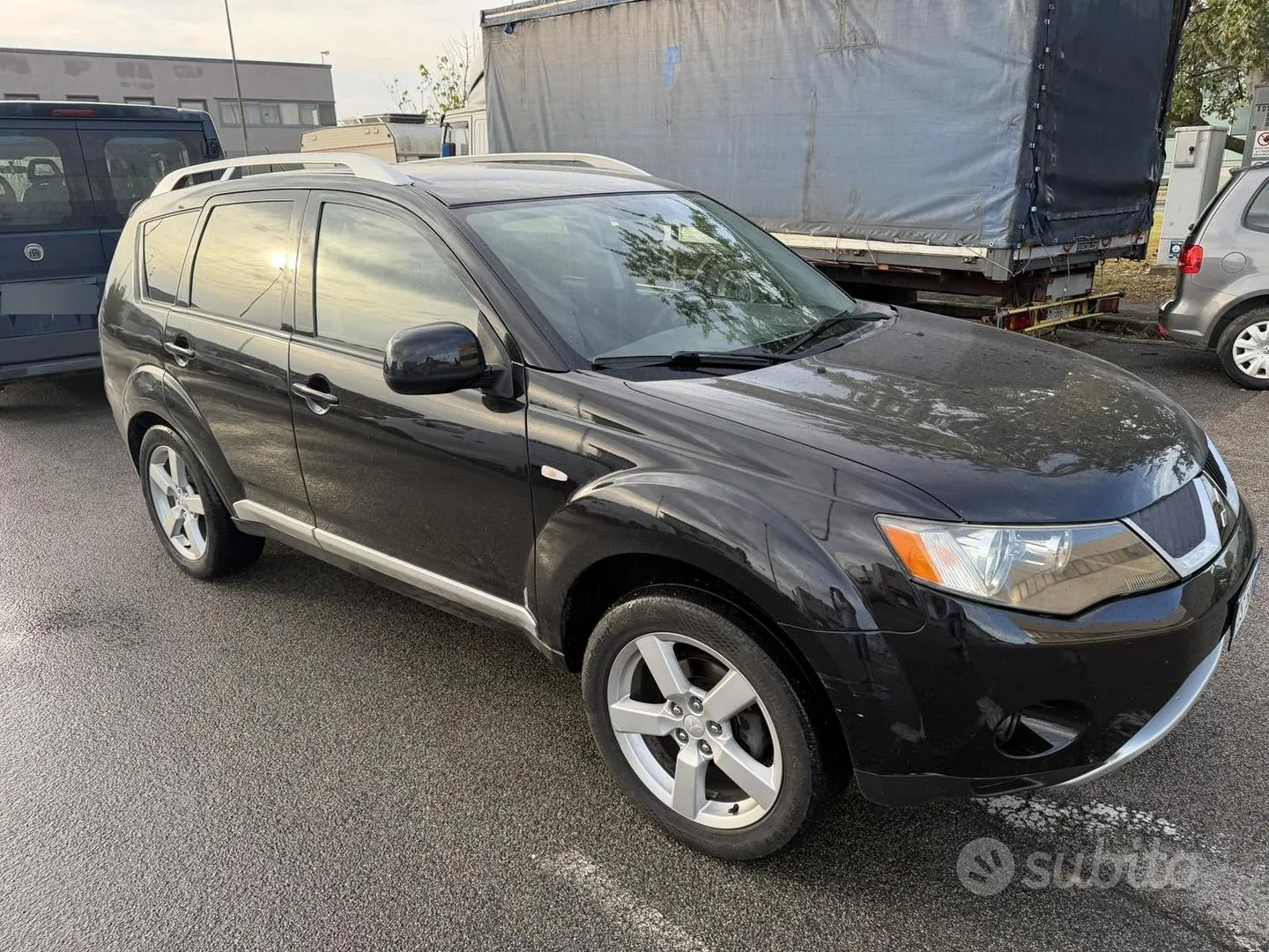 Mitsubishi Outlander 2008 photo 2