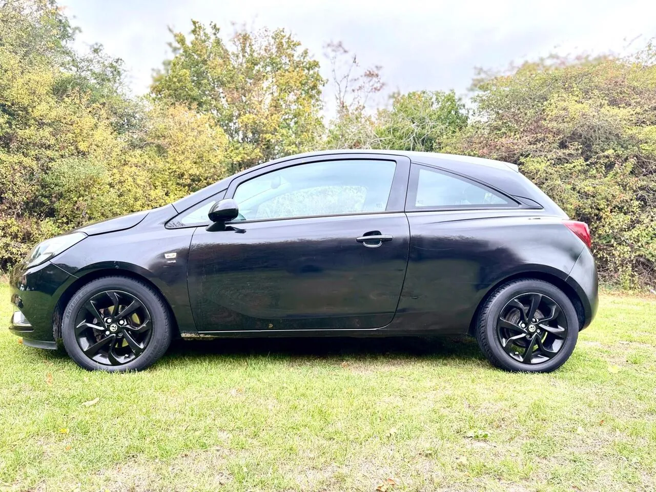Vauxhall Corsa 2016 photo 2