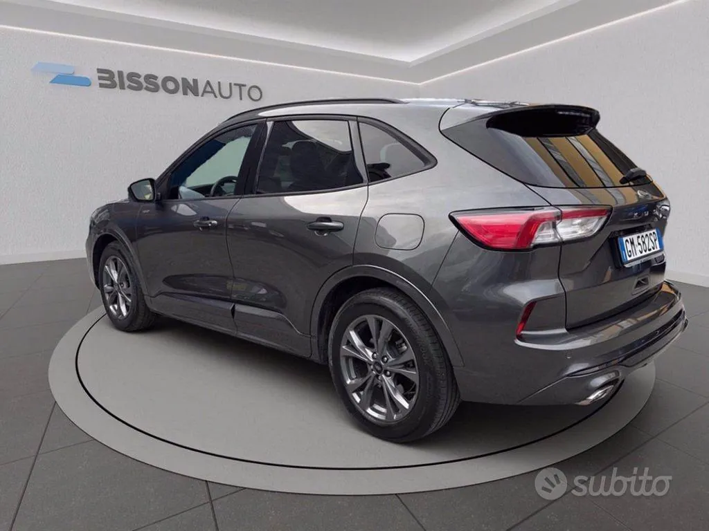 Ford Kuga 2023 photo 3