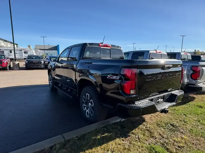 Chevrolet Colorado 2026 photo 3