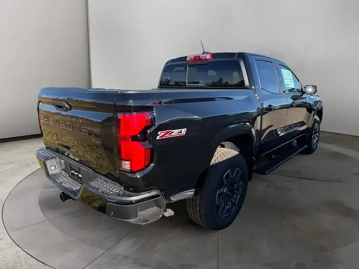 Chevrolet Colorado 2026 photo 5