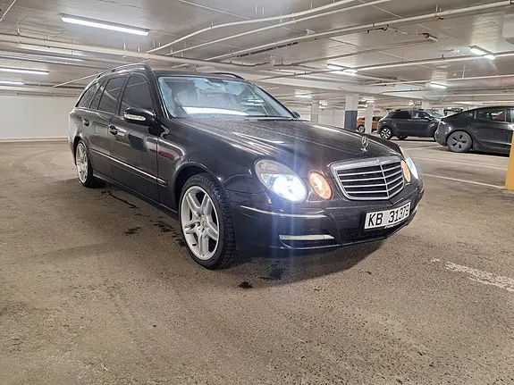 Mercedes-Benz E200