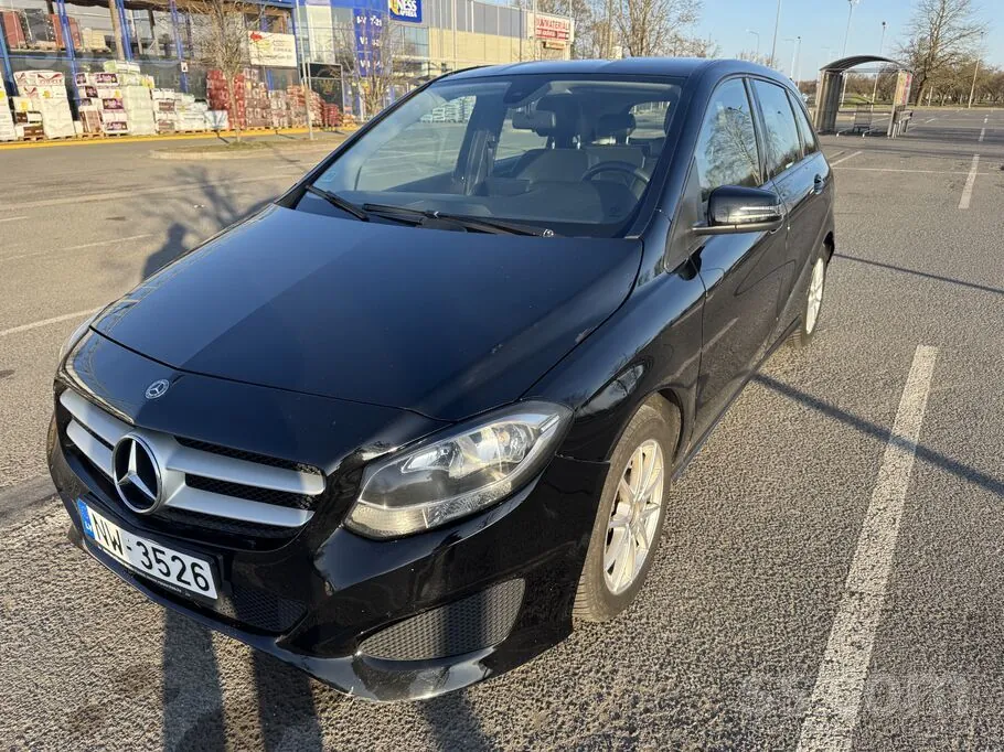Mercedes-Benz B160
