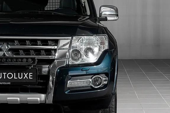 Mitsubishi Pajero 2016 photo 5