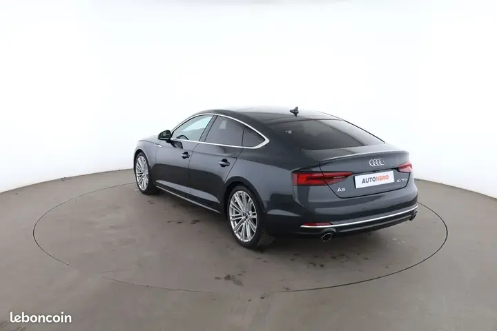 Audi A5 2019 photo 2