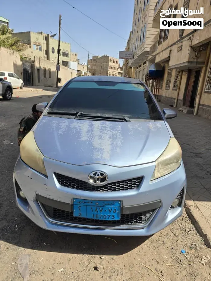 Toyota Yaris 2014 photo 3