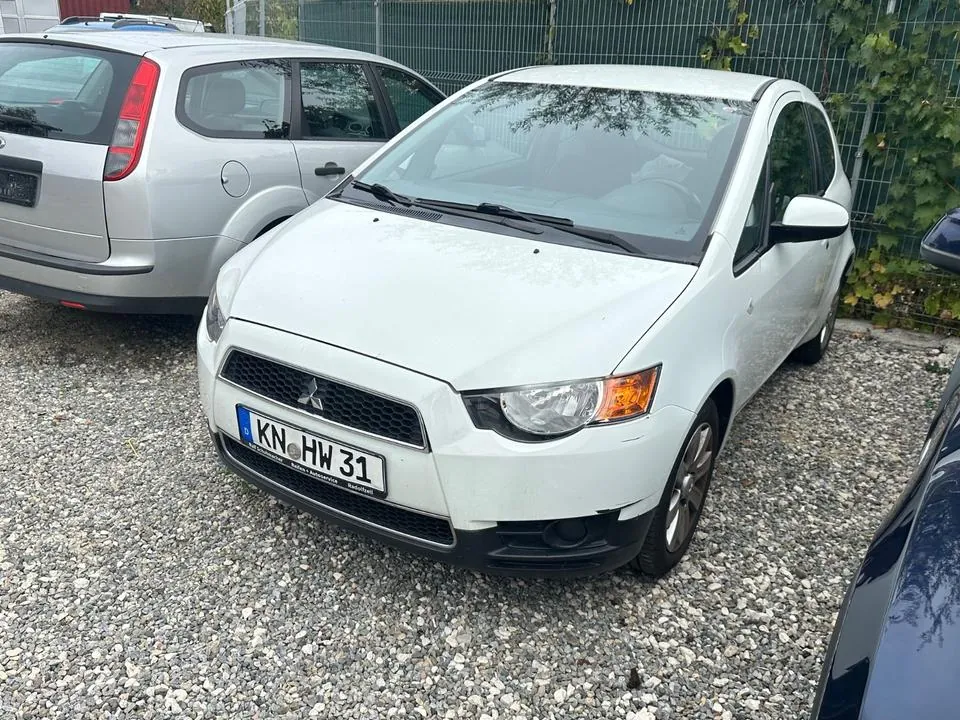 Mitsubishi Colt