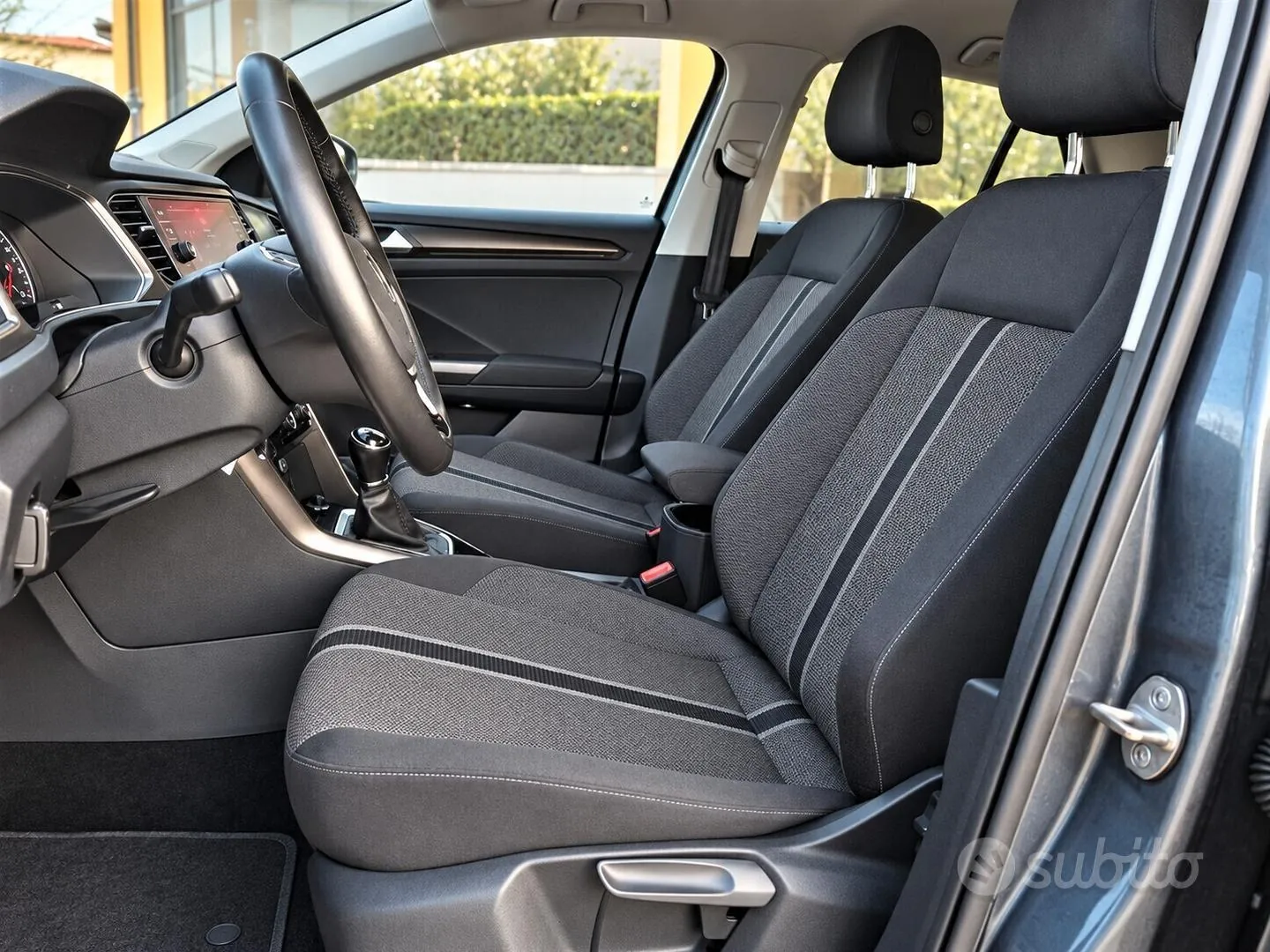 Volkswagen T-Roc 2019 photo 5