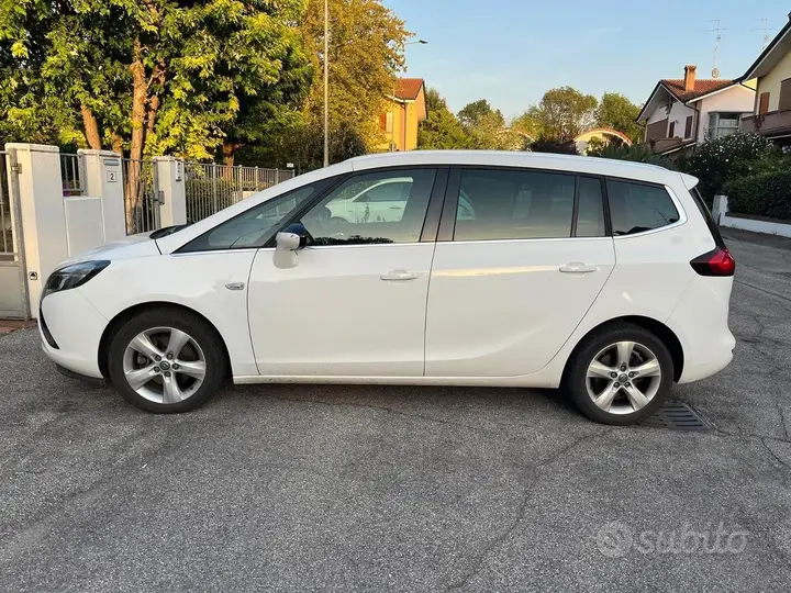 Opel Zafira Tourer