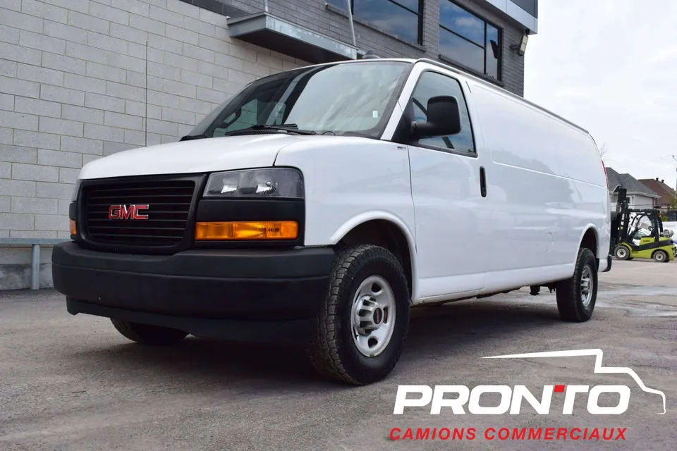GMC Savana 2023 photo 2