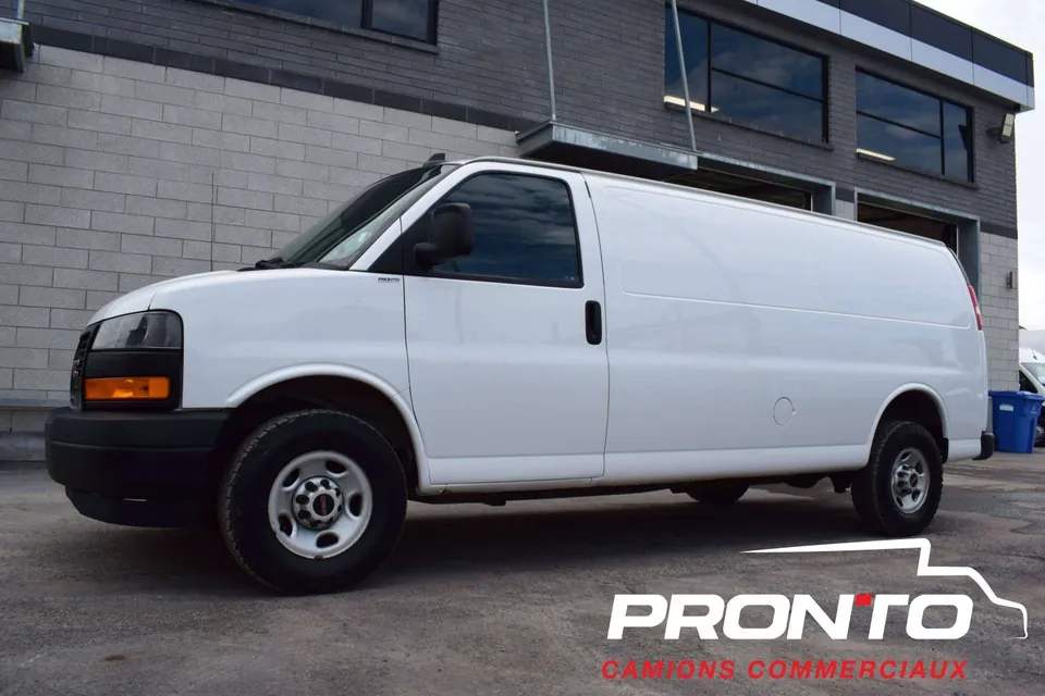 GMC Savana 2023 photo 3