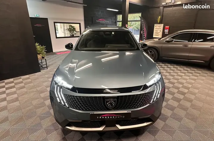 Peugeot 5008 2025 photo 2