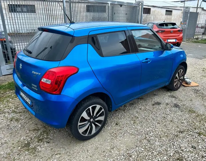 Suzuki Swift 2017 photo 2