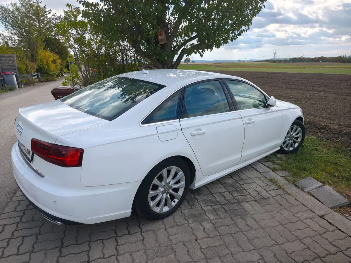 Audi A6 2015 photo 3