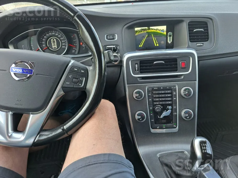 Volvo V60 2016 photo 5