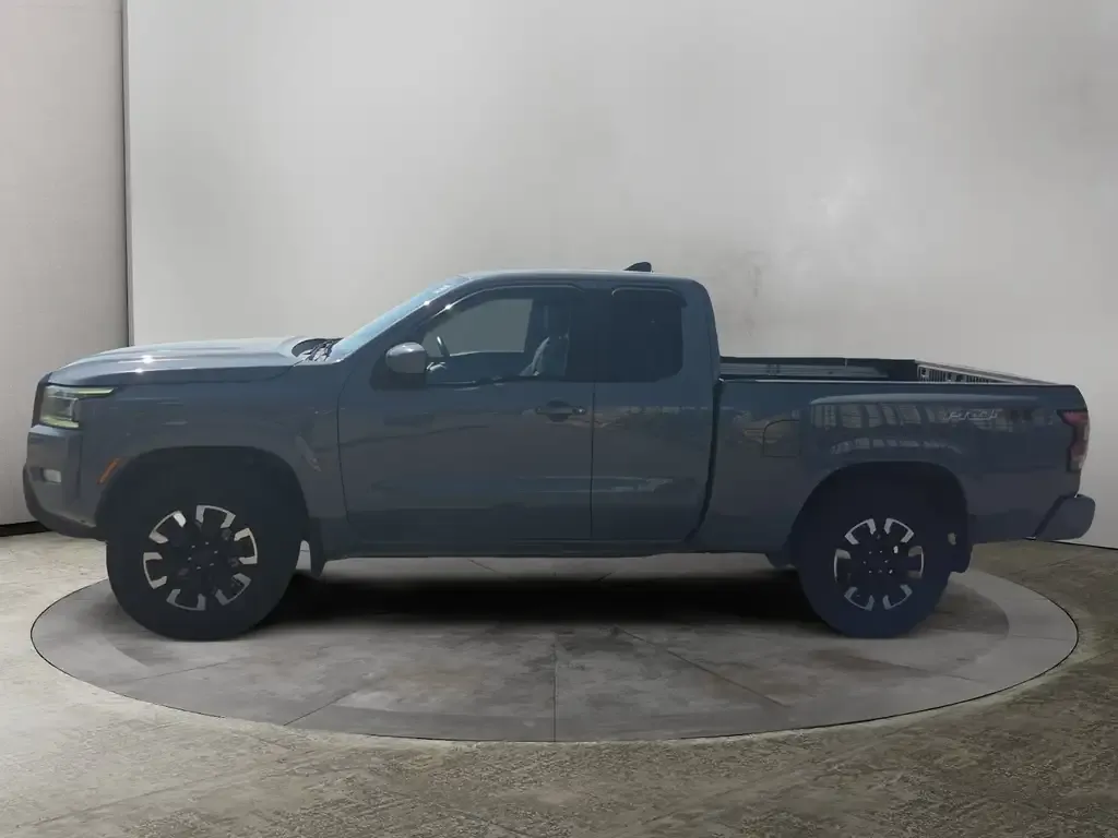 Nissan Frontier 2022 photo 2