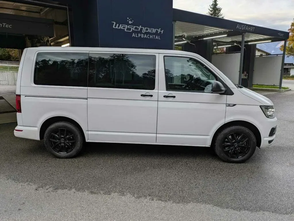 Volkswagen Multivan 2017 photo 3