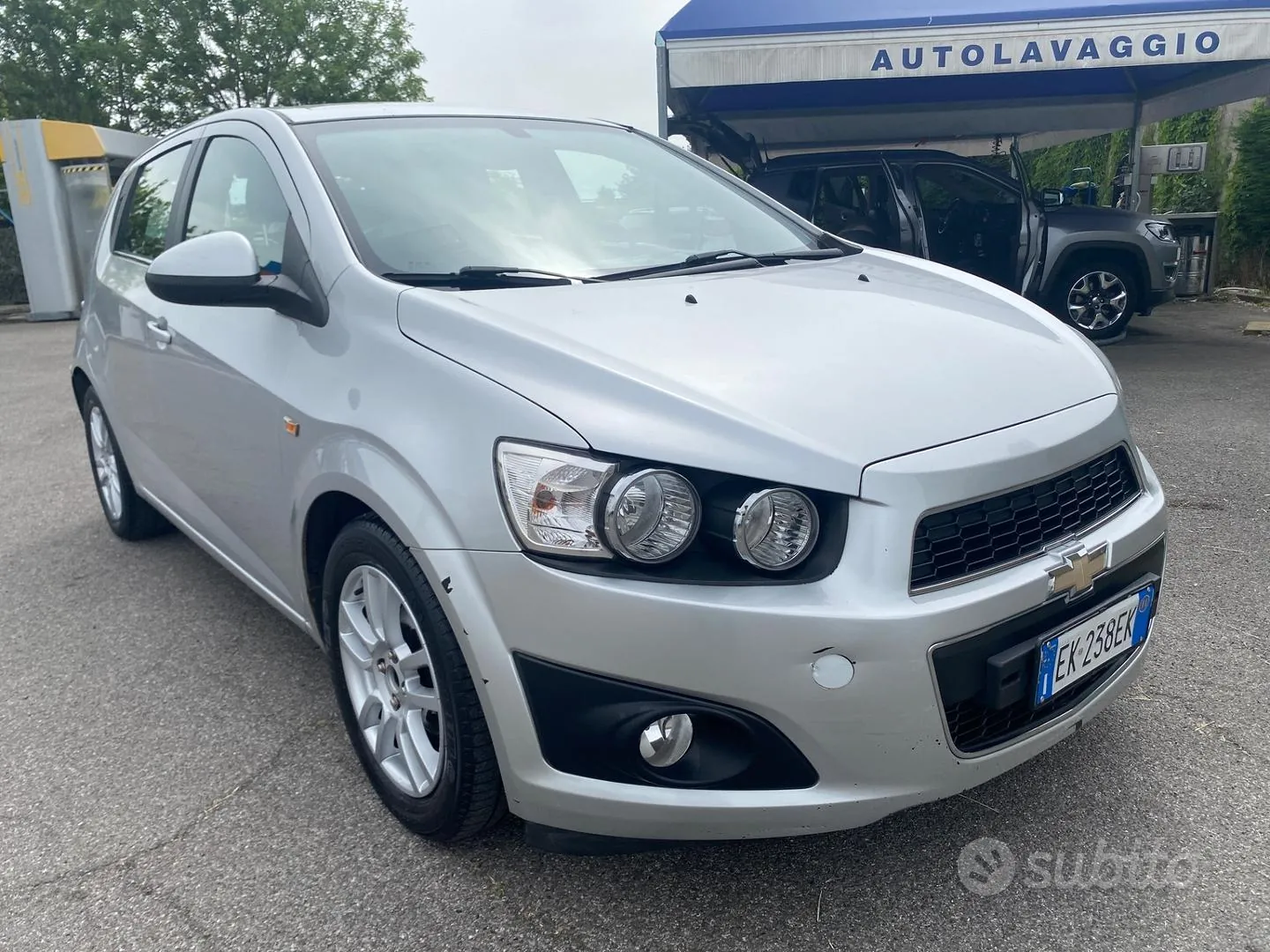 Chevrolet Aveo 2011 photo 2