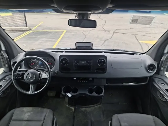 Mercedes-Benz Sprinter 2025 photo 5