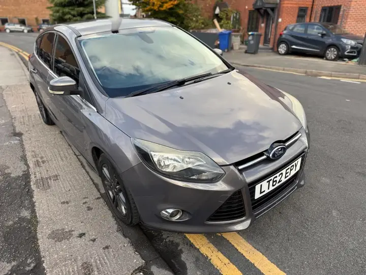Ford Focus 2012 photo 5
