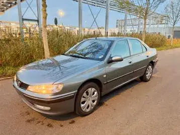 Peugeot 406 2004 photo 2