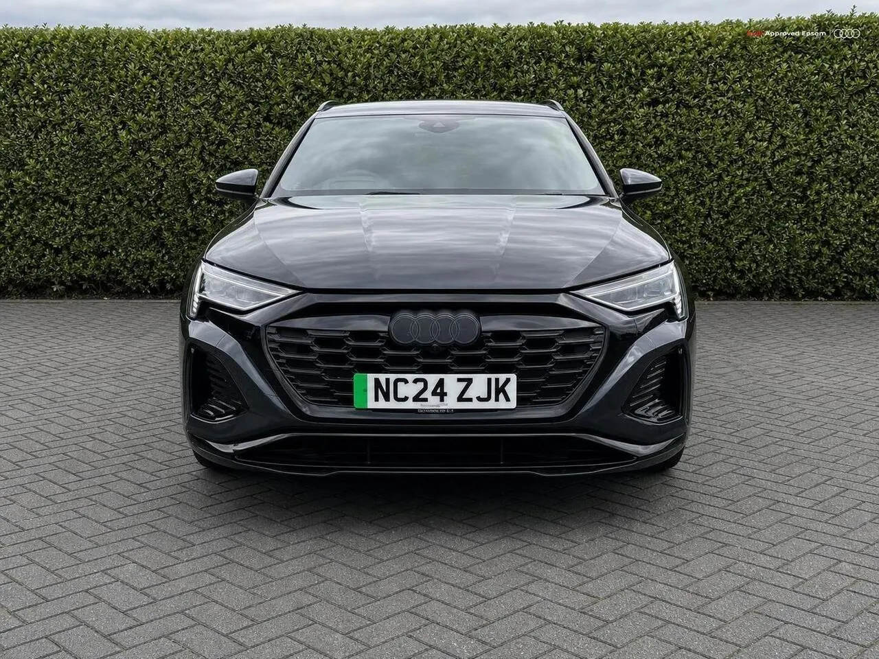 Audi Q8 E-Tron 2024 photo 2
