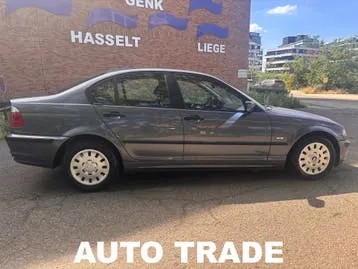 BMW 318I