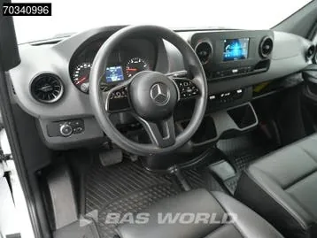 Mercedes-Benz Sprinter 2023 photo 3