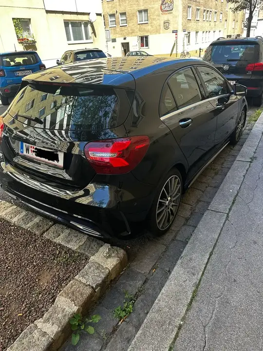 Mercedes-Benz A-Class 2017 photo 3